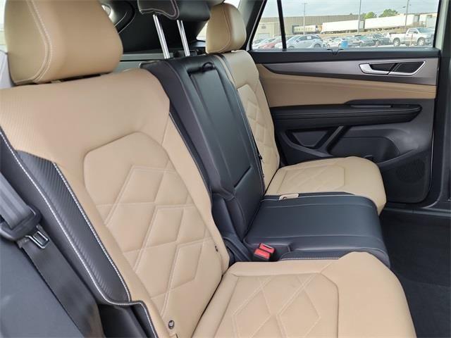 new 2026 Volkswagen Atlas Cross Sport car, priced at $44,052