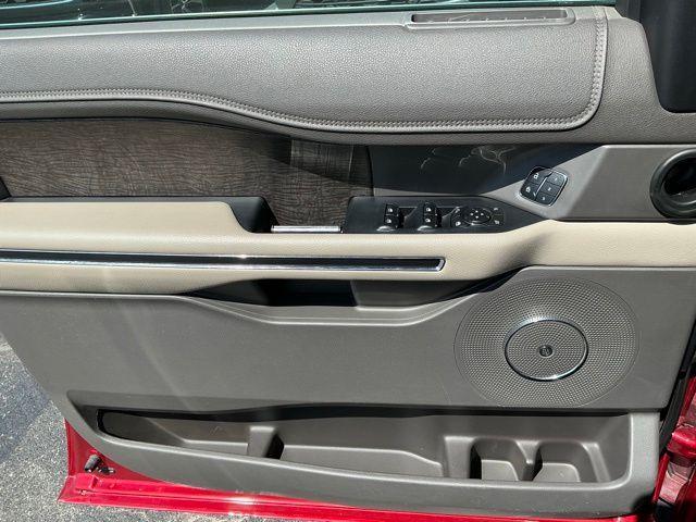 used 2018 Ford Expedition car, priced at $23,605