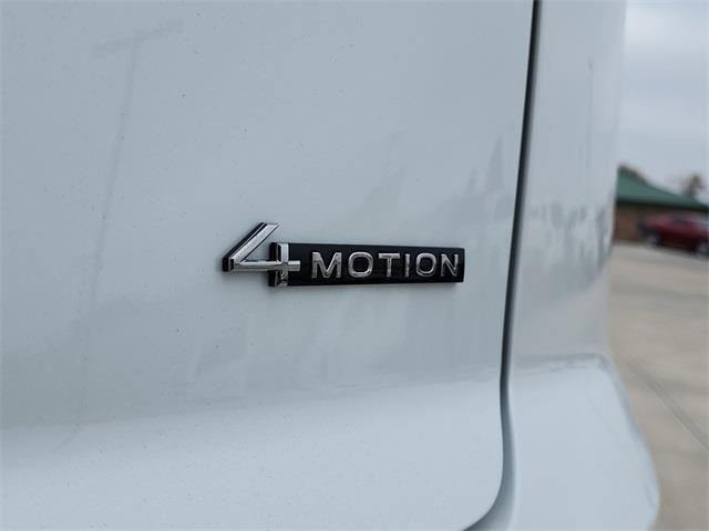 new 2026 Volkswagen Atlas Cross Sport car, priced at $43,540