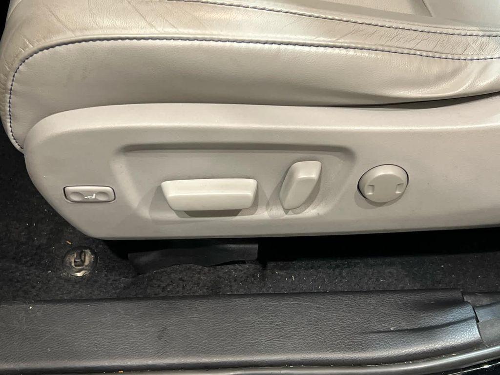 used 2018 Toyota Highlander car, priced at $18,476