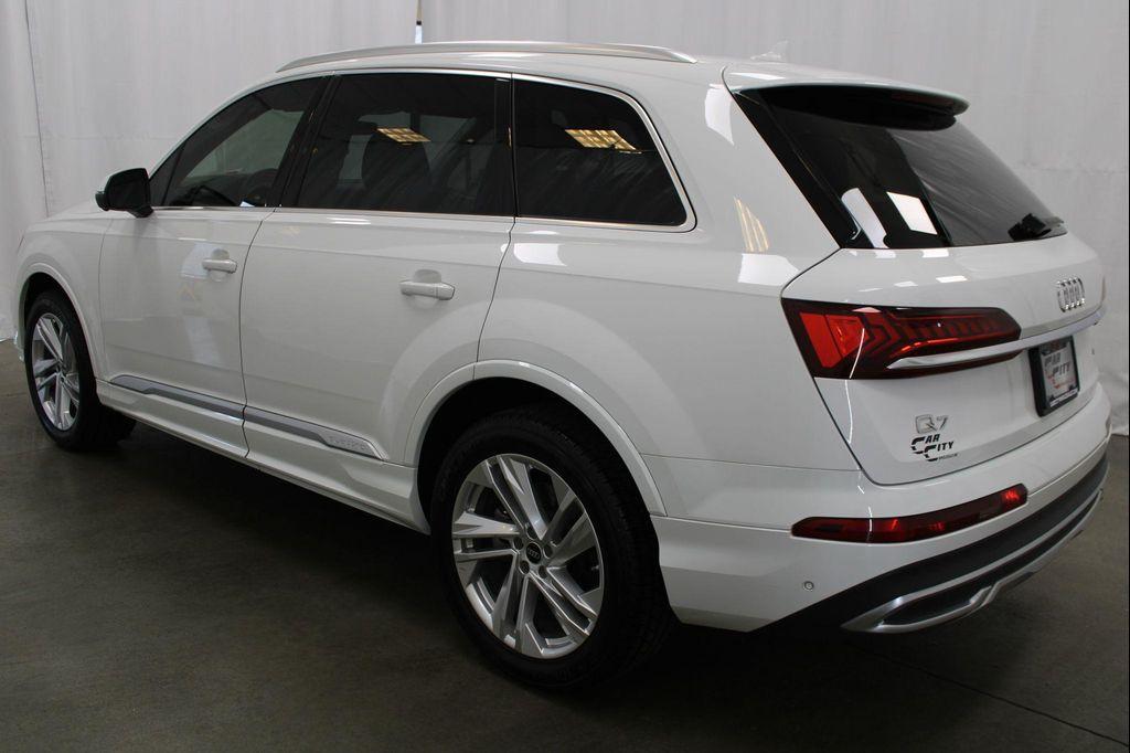 used 2023 Audi Q7 car, priced at $32,284