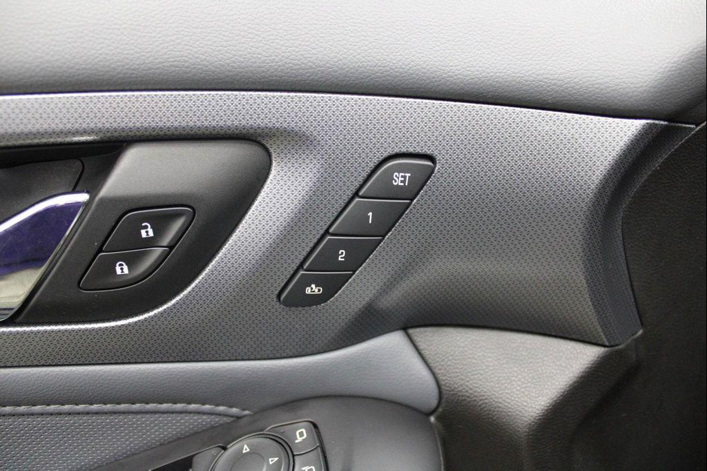 used 2021 Chevrolet Traverse car, priced at $24,580