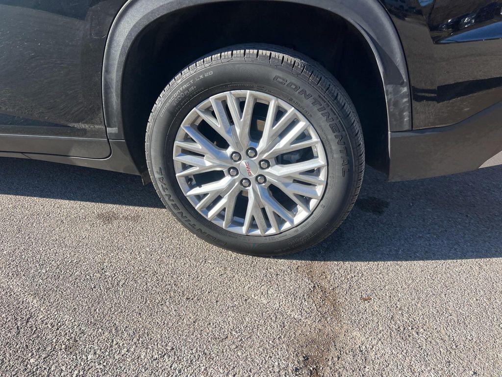 used 2024 GMC Acadia car, priced at $37,995