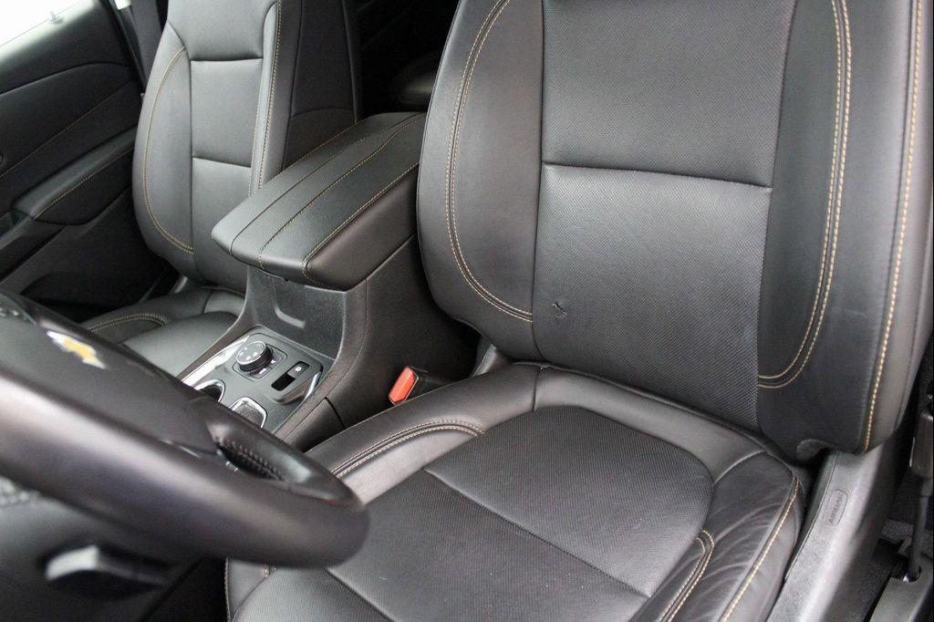 used 2021 Chevrolet Traverse car, priced at $24,994