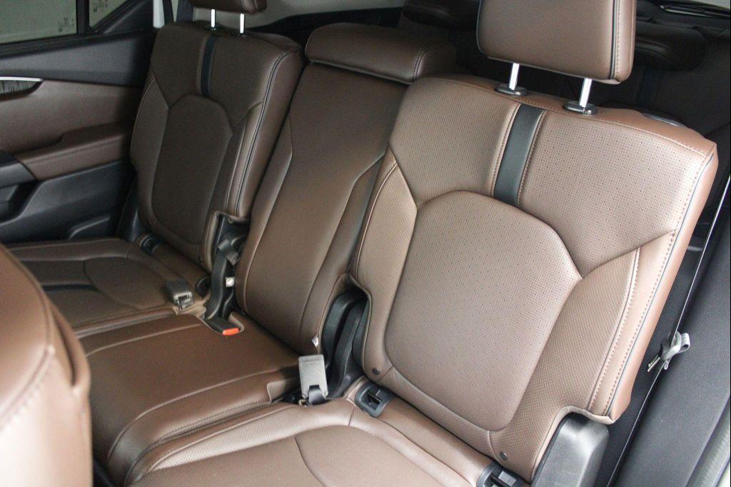 used 2023 Honda Pilot car, priced at $41,532