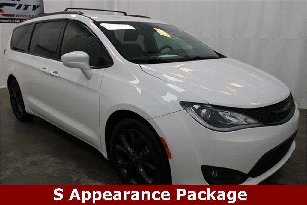 used 2020 Chrysler Pacifica car, priced at $19,128