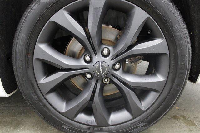 used 2020 Chrysler Pacifica car, priced at $19,128