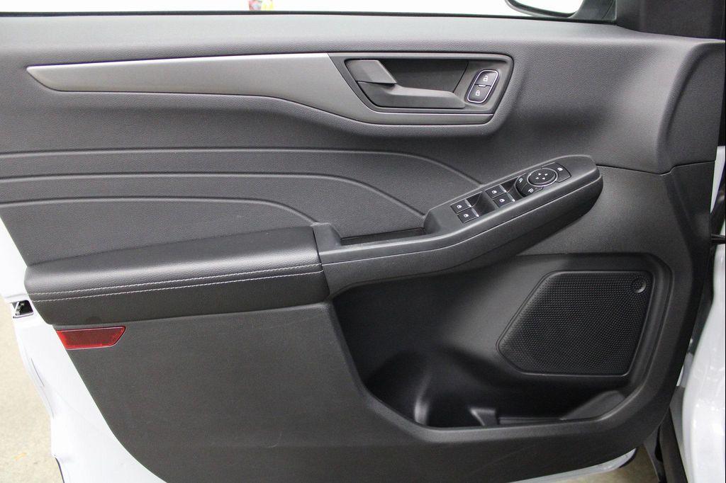 used 2025 Ford Escape car, priced at $21,605