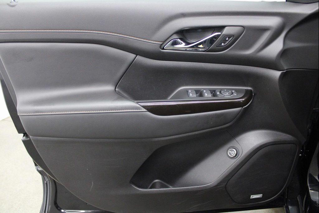 used 2023 GMC Acadia car, priced at $30,224