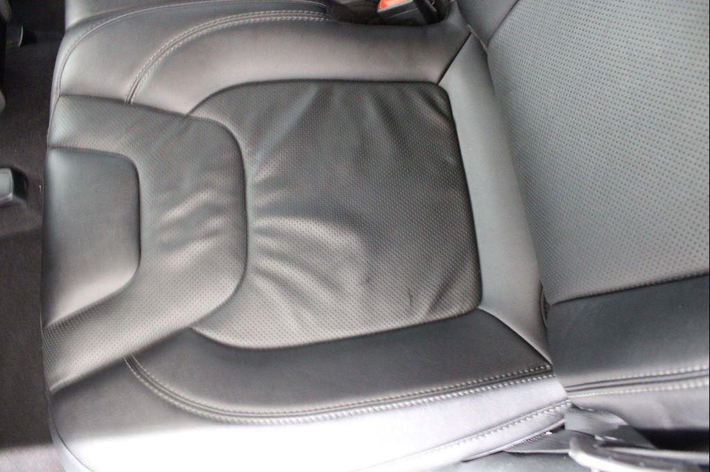 used 2023 Jeep Cherokee car, priced at $25,555