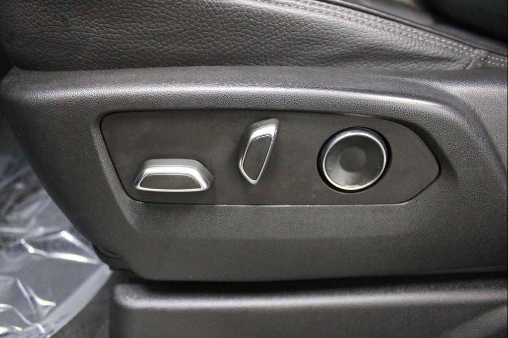 used 2022 GMC Yukon XL car, priced at $46,291