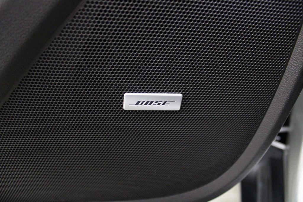 used 2021 Chevrolet Traverse car, priced at $27,411