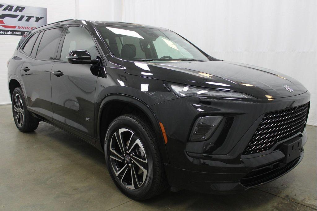 used 2025 Buick Enclave car, priced at $39,392