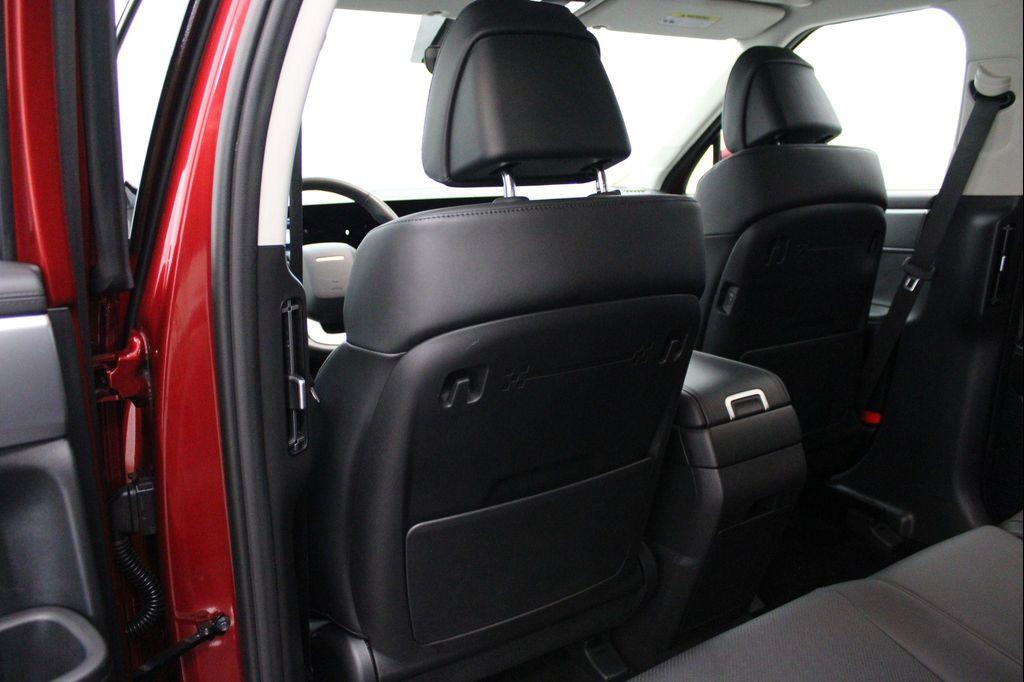 used 2025 Hyundai Santa Fe car, priced at $29,133