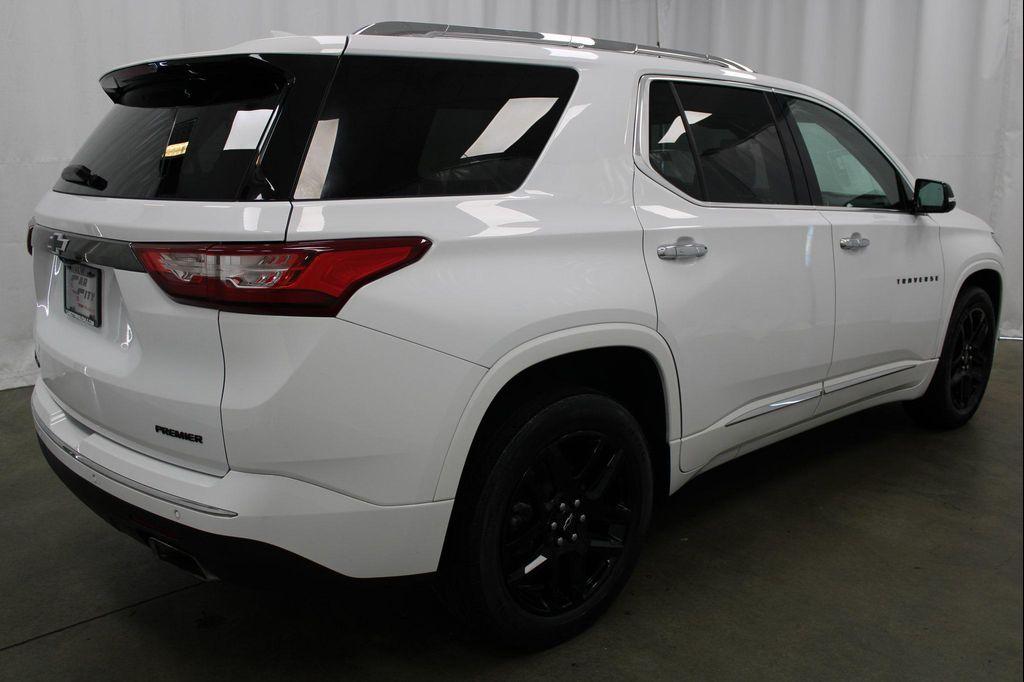 used 2020 Chevrolet Traverse car, priced at $27,875