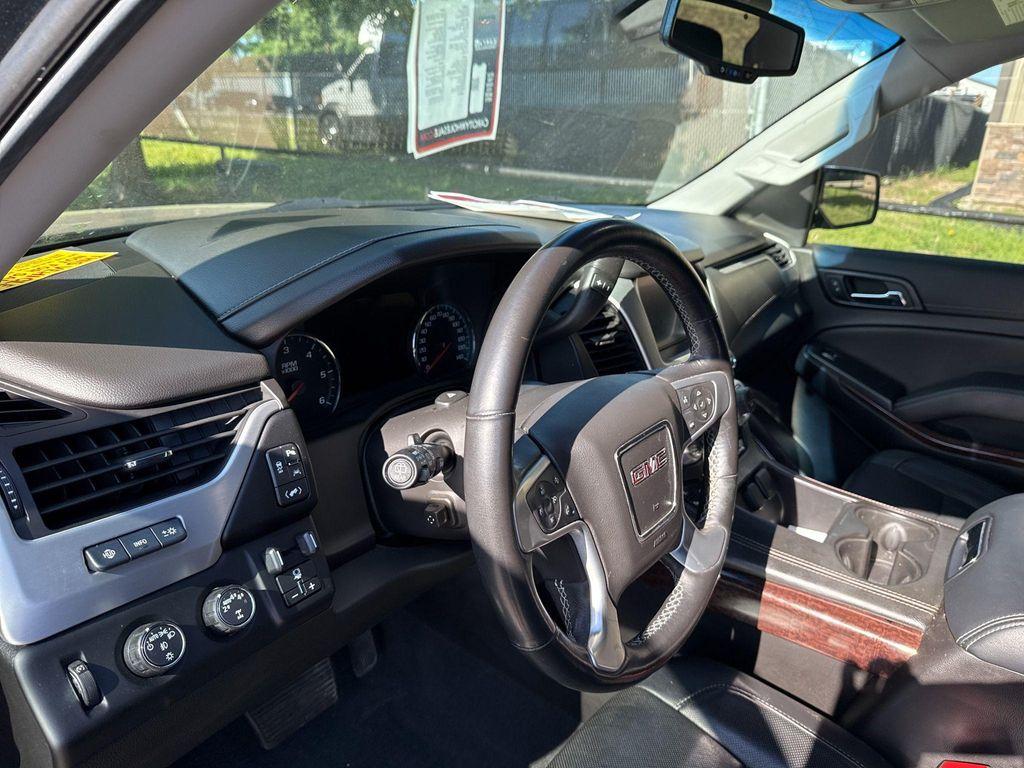 used 2019 GMC Yukon car, priced at $27,623