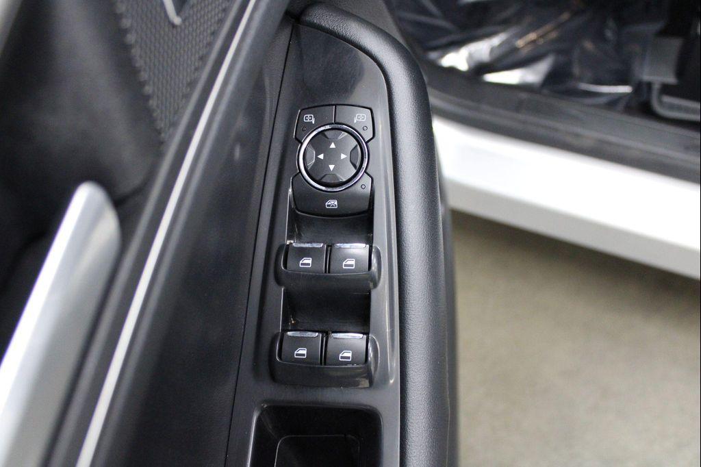 used 2015 Ford Edge car, priced at $11,827