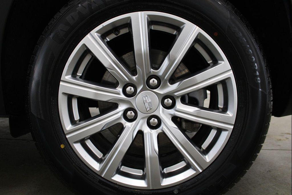 used 2023 Cadillac XT4 car, priced at $23,605
