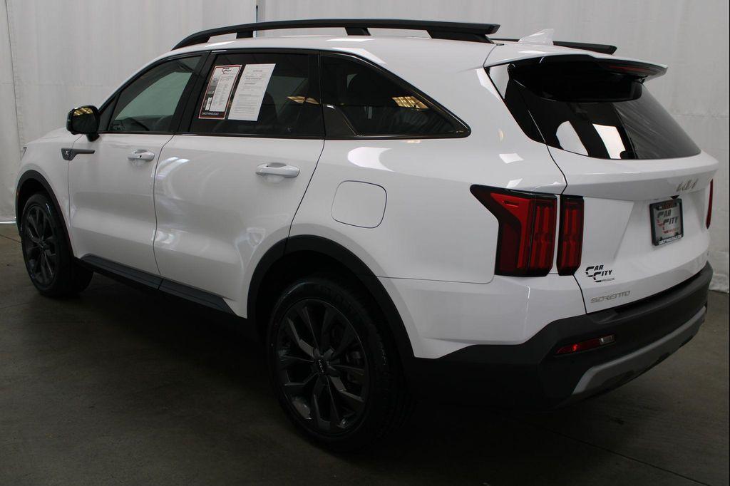 used 2023 Kia Sorento car, priced at $29,824