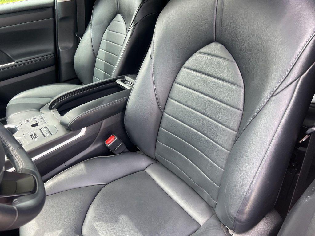 used 2023 Toyota Highlander car, priced at $38,274