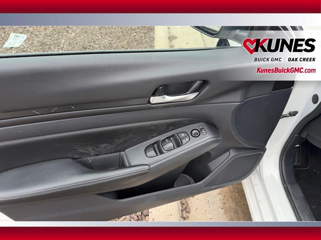 used 2025 Nissan Altima car, priced at $21,213