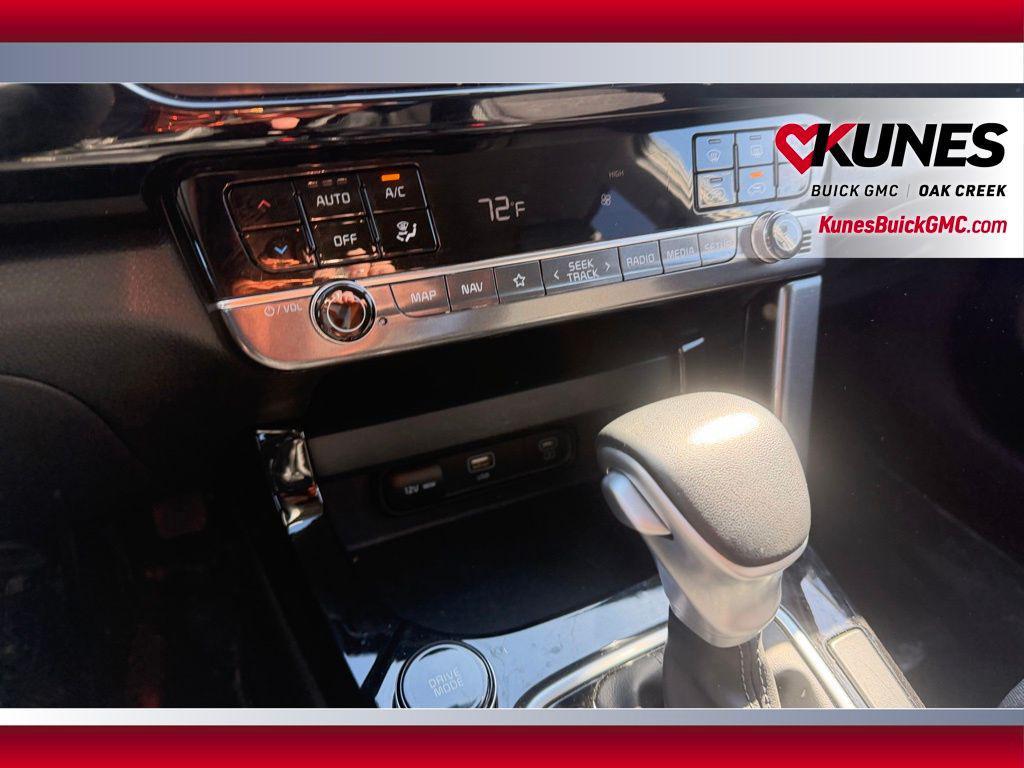 used 2025 Kia Seltos car, priced at $21,192