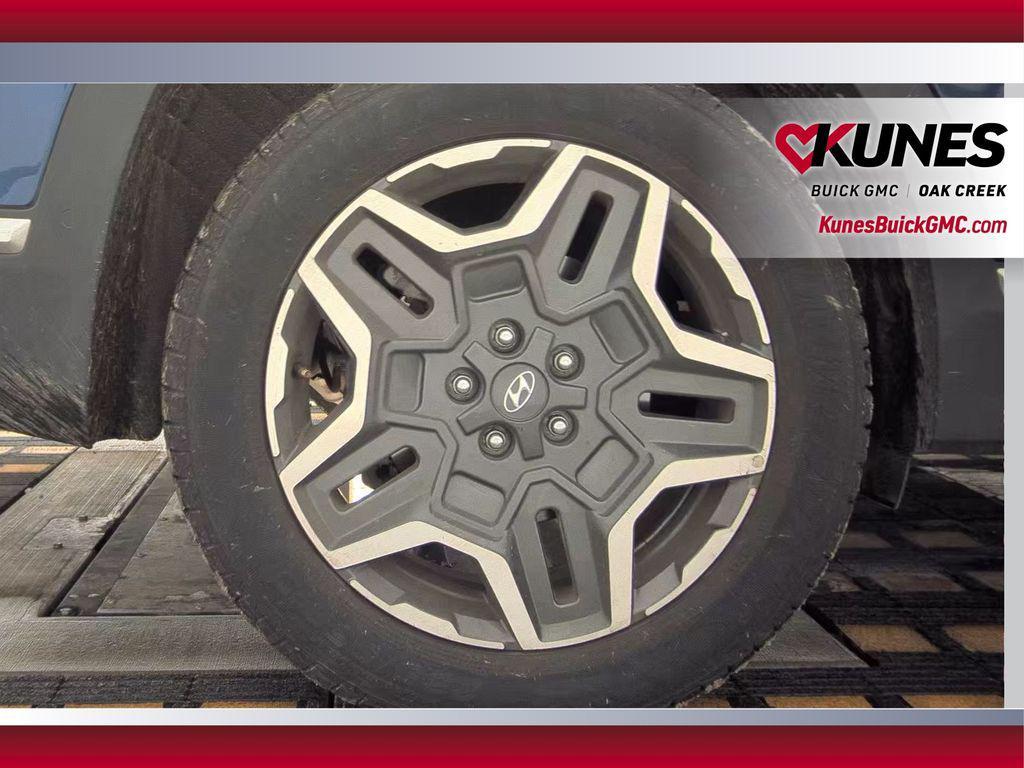 used 2023 Hyundai Santa Fe car, priced at $23,733