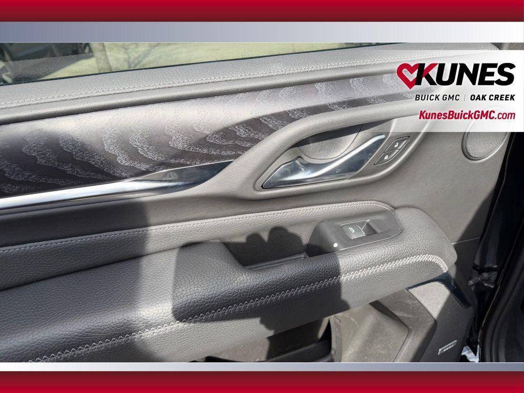 used 2023 GMC Yukon XL car, priced at $61,457