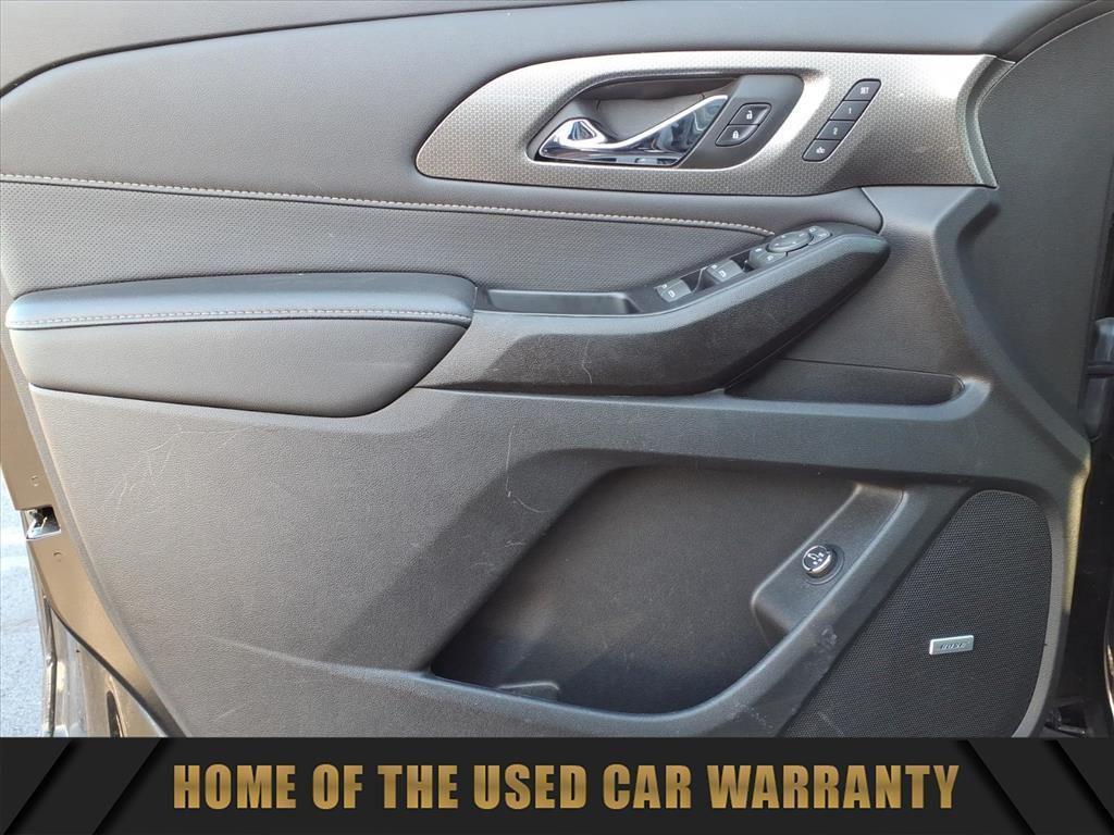 used 2023 Chevrolet Traverse car, priced at $28,777