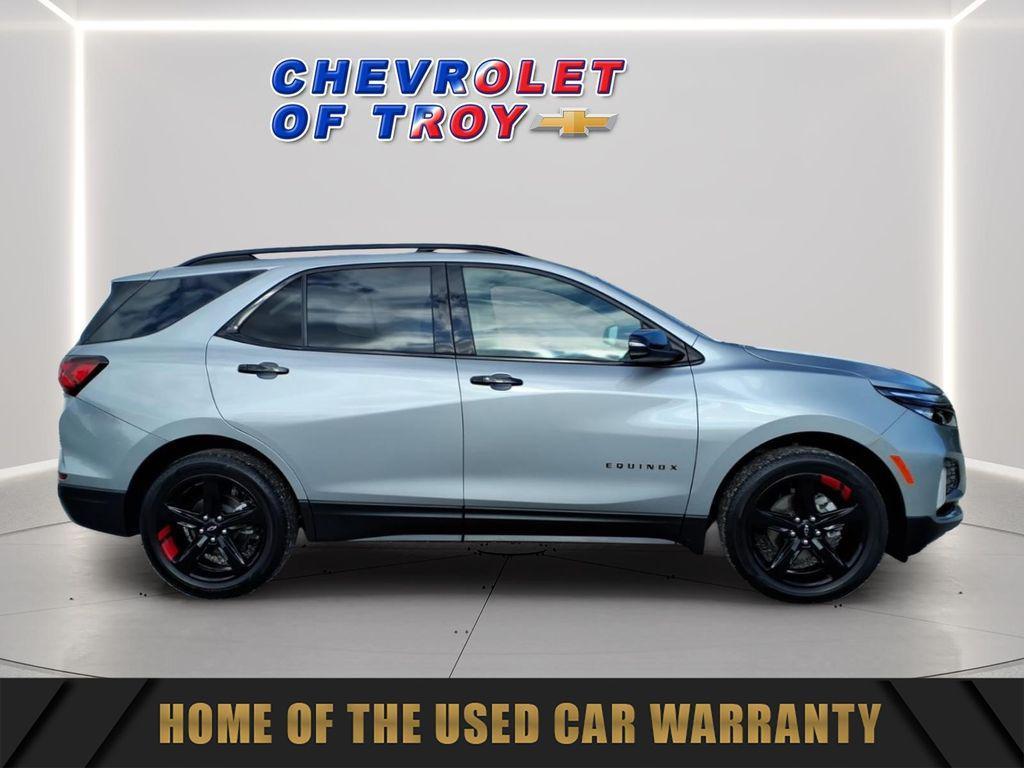 used 2024 Chevrolet Equinox car, priced at $25,106
