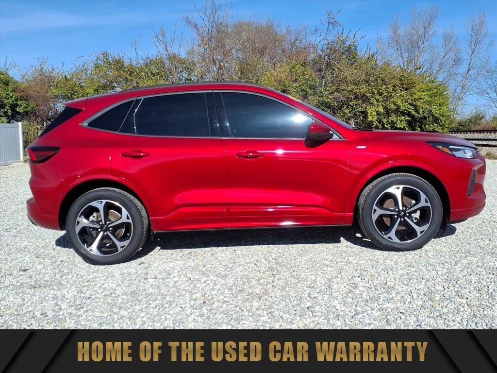 used 2023 Ford Escape car, priced at $24,166