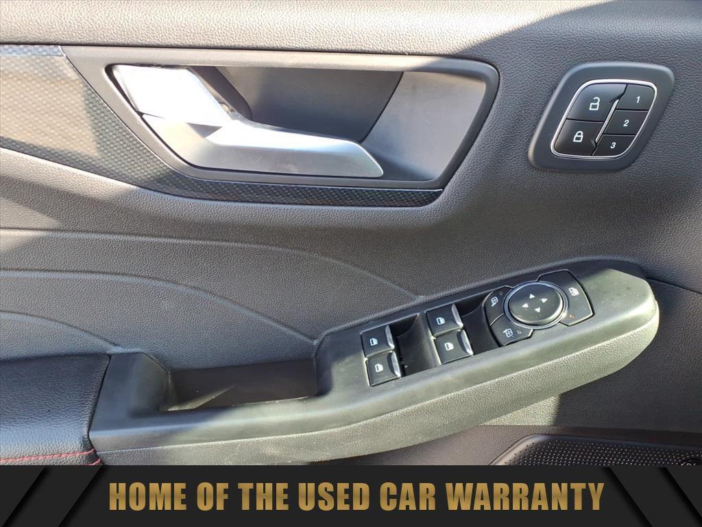 used 2023 Ford Escape car, priced at $24,166