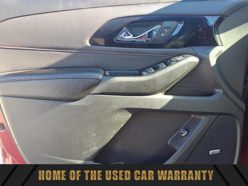 used 2023 Chevrolet Traverse car, priced at $34,581