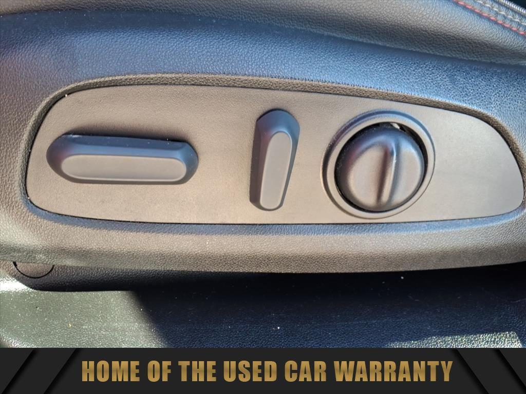 used 2023 Chevrolet Traverse car, priced at $34,581