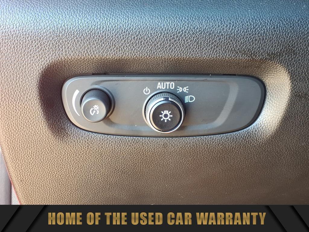 used 2023 Chevrolet Traverse car, priced at $34,581