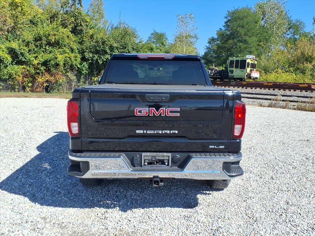 used 2022 GMC Sierra 1500 car, priced at $29,138