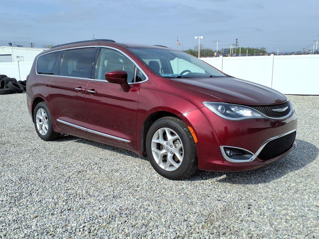 used 2017 Chrysler Pacifica car, priced at $9,015
