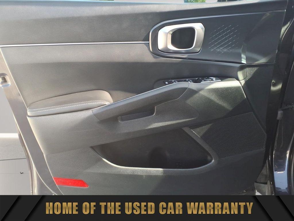 used 2025 Kia Sorento car, priced at $26,799