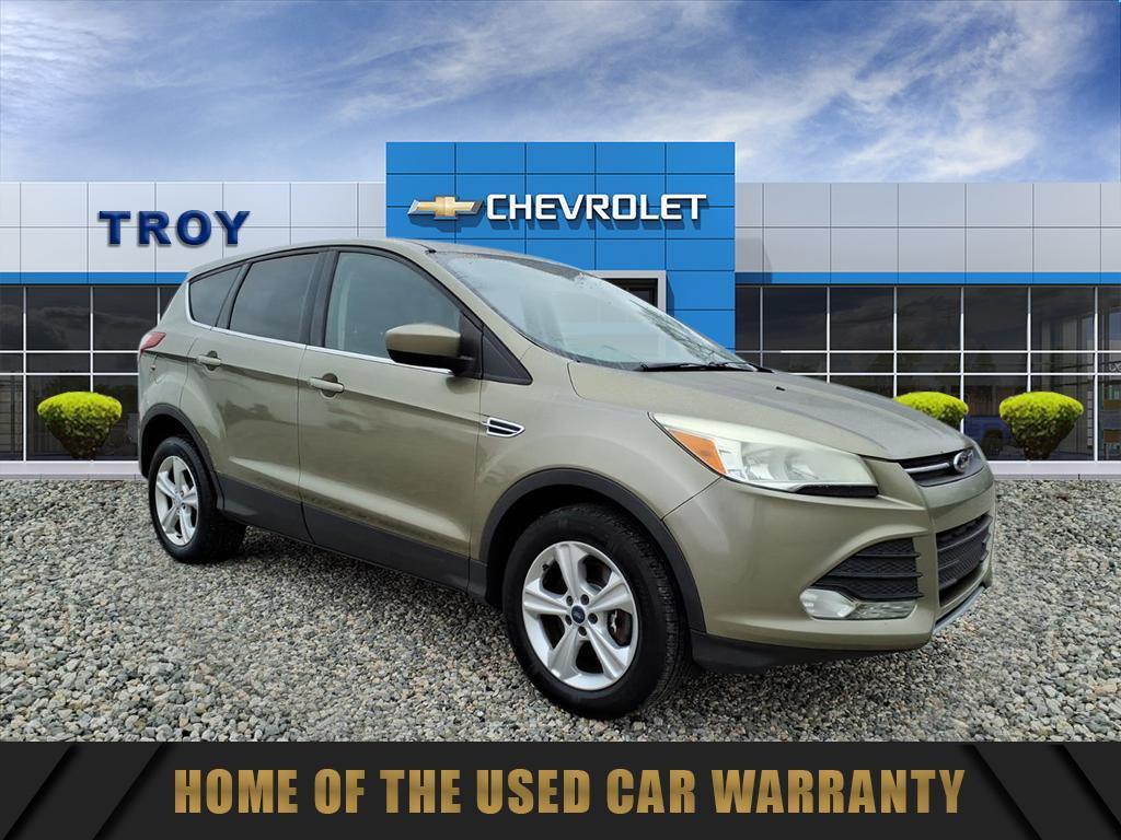used 2013 Ford Escape car, priced at $5,383