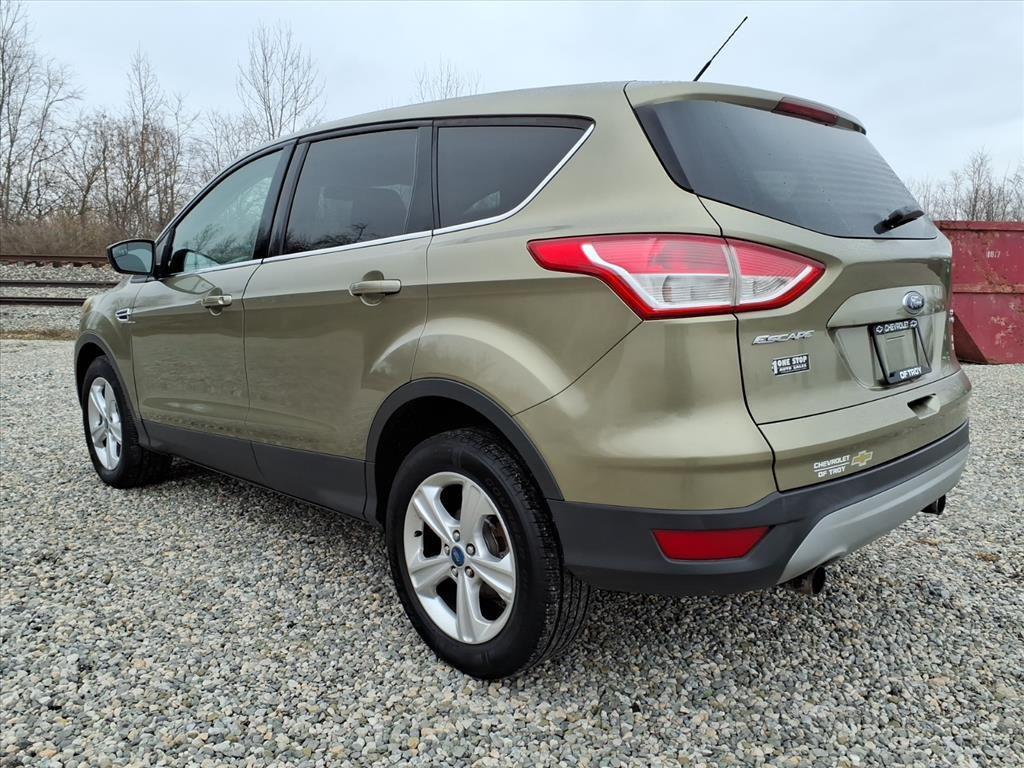 used 2013 Ford Escape car, priced at $5,383