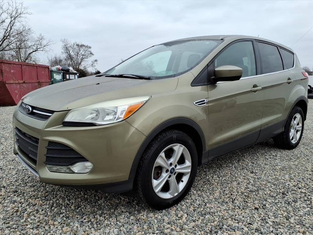 used 2013 Ford Escape car, priced at $5,383