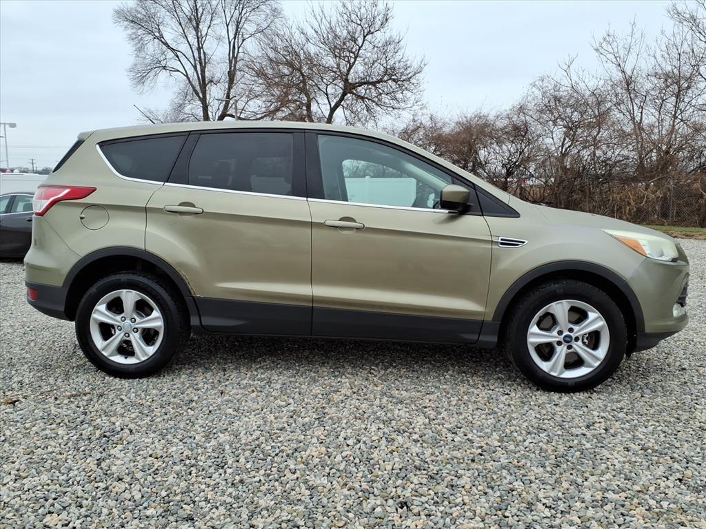 used 2013 Ford Escape car, priced at $5,383
