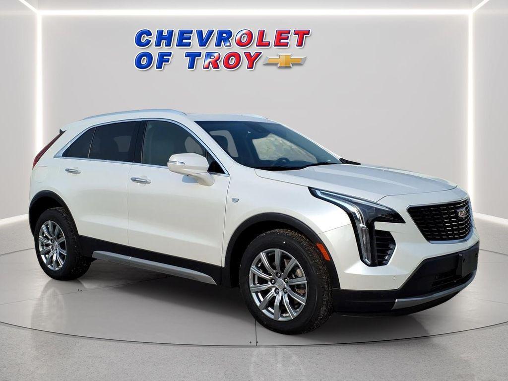 used 2023 Cadillac XT4 car, priced at $28,552