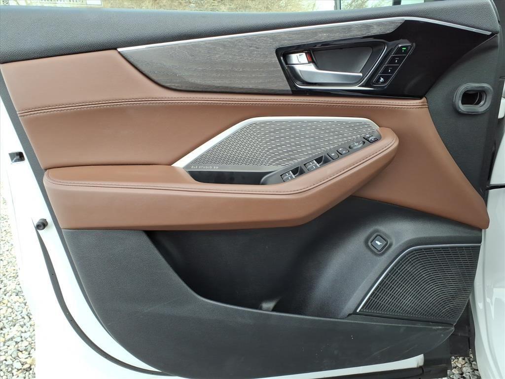 used 2023 Acura MDX car, priced at $38,198