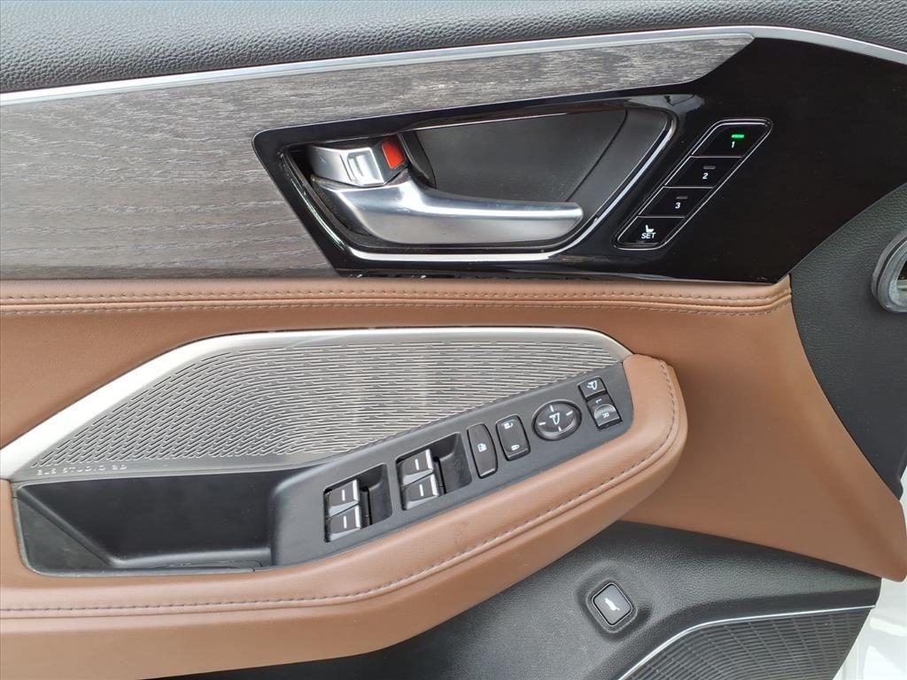 used 2023 Acura MDX car, priced at $38,198