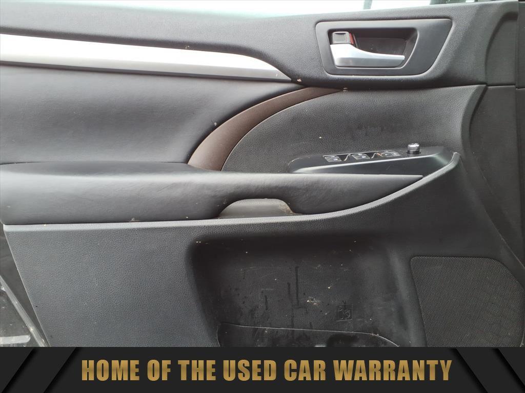 used 2017 Toyota Highlander car, priced at $14,368