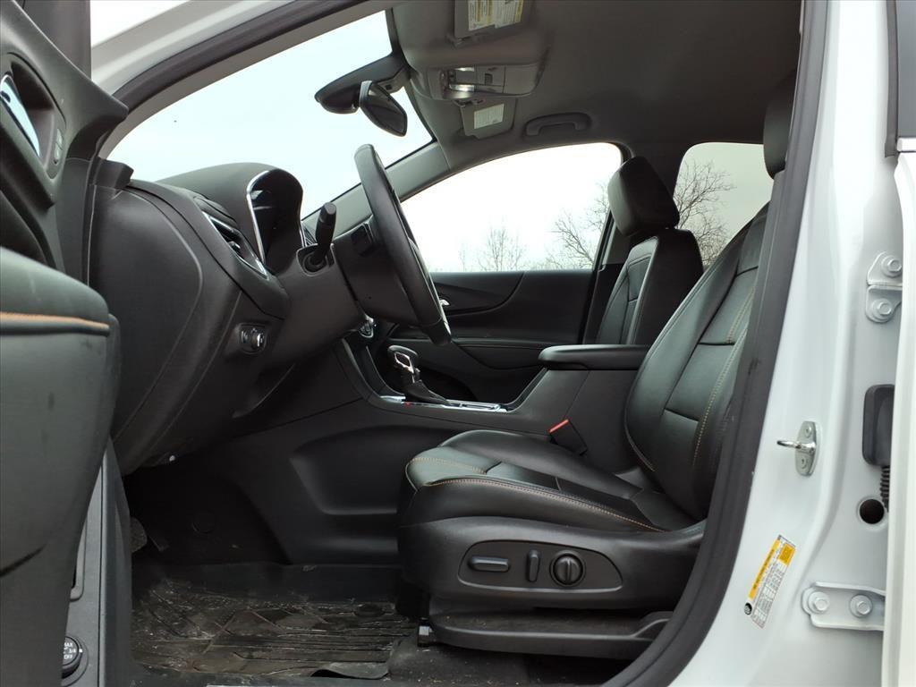 used 2023 Chevrolet Equinox car, priced at $23,722