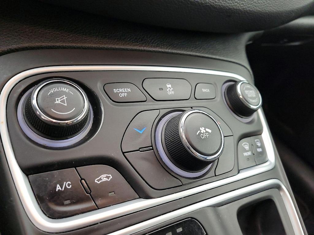 used 2015 Chrysler 200 car, priced at $9,998