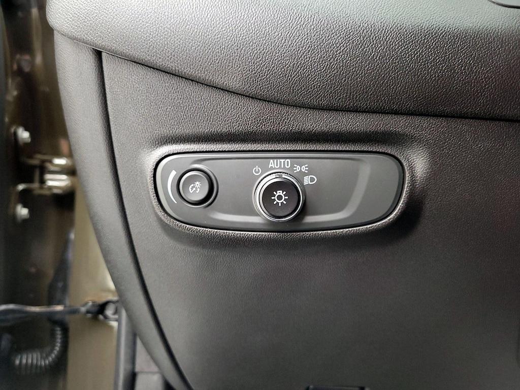 used 2023 Chevrolet Equinox car, priced at $19,998