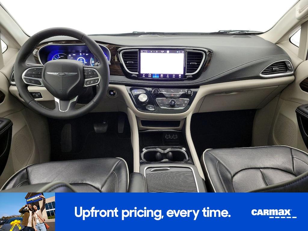 used 2023 Chrysler Pacifica Hybrid car, priced at $26,998